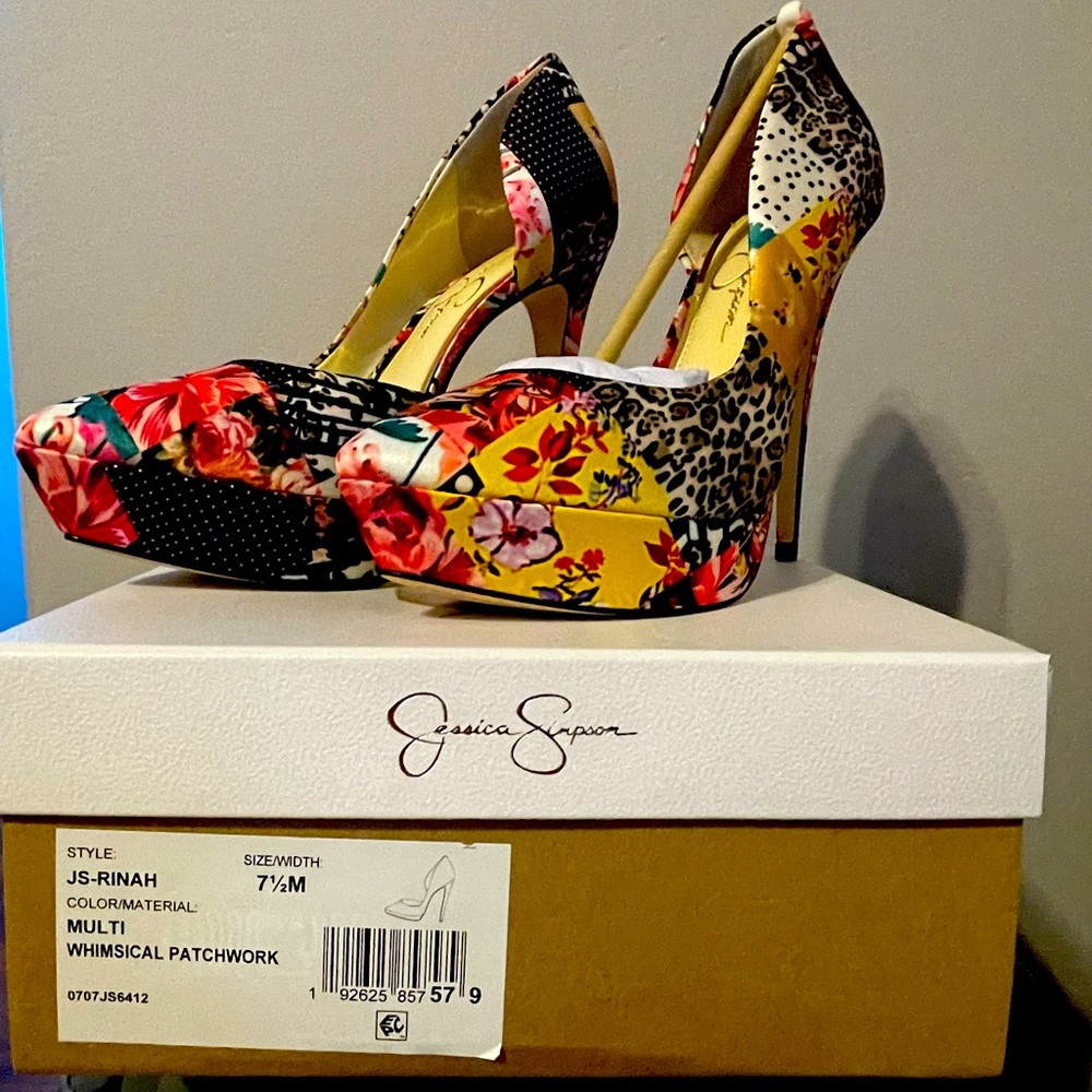 Nice with jeans or dress